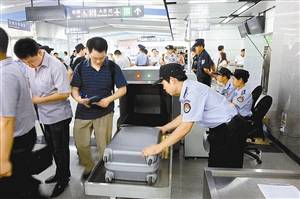 市人居委：深圳地铁安检机的“辐射”合格
